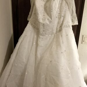 Oleg Cassini Ivory Wedding Dress